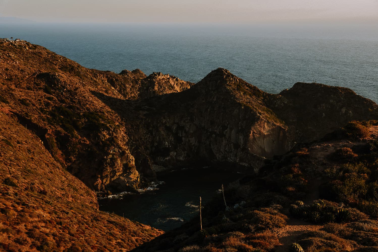 Fotografía de save the date en Ensenada Baja California por fotógrafo de bodas destino en México
